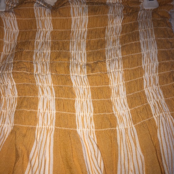 American eagle yellow and white tube top! - Picture 3 of 4